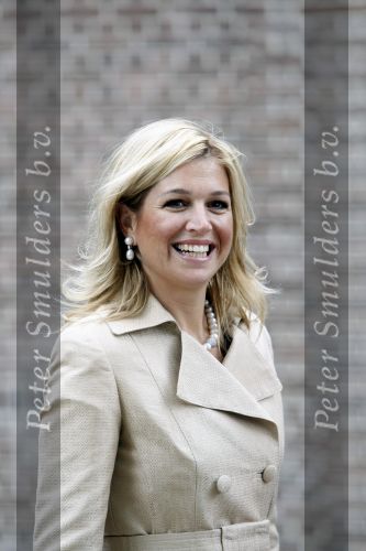 Apeldoorn 6 juni 2009
De koninklijke familie bezoekt paleis het Loo een maand na de aanslag. Prinses Maxima en Prins Willem Alexander
Peter Smulders bv
