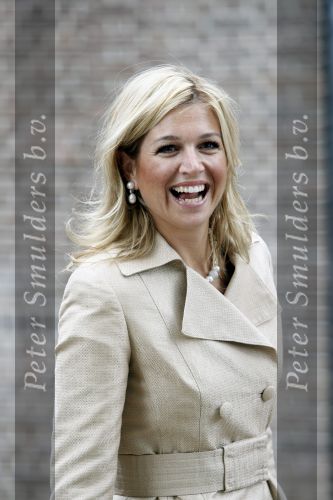 Apeldoorn 6 juni 2009
De koninklijke familie bezoekt paleis het Loo een maand na de aanslag. Prinses Maxima en Prins Willem Alexander
Peter Smulders bv