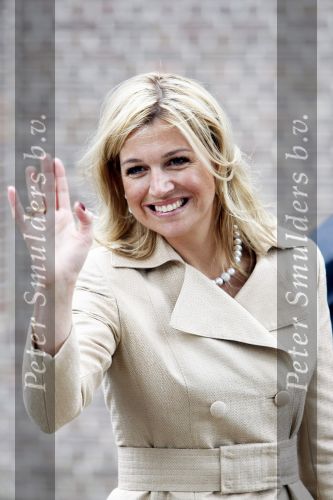 Apeldoorn 6 juni 2009
De koninklijke familie bezoekt paleis het Loo een maand na de aanslag. Prinses Maxima en Prins Willem Alexander
Peter Smulders bv