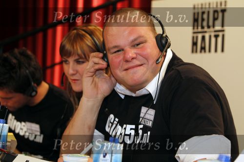 Hilversum 21 januari 2010
Rtl SBS en de NOS hebben samen een tv programma en aktie in elkaar gedraaid om zoveel mogelijk geld op te halen voor giro 55 ten bate van Haiti. Menno kohler
Peter Smulders bv