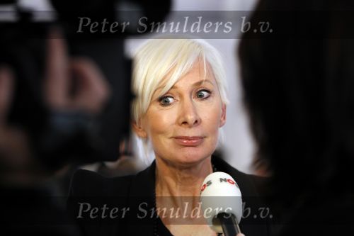 Naarden Vesting 11 maart 2010
Jan des Bouvrie geeft bij het arsenaal een persconferentie inzake zijn arrestatie door de politie. Monique des Bouvrie
Peter Smulders bv
