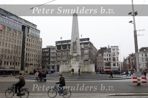 Amsterdam 23 januari 2010
Paleis op de dam in de steigers en het monument op de dam.
Peter Smulders bv