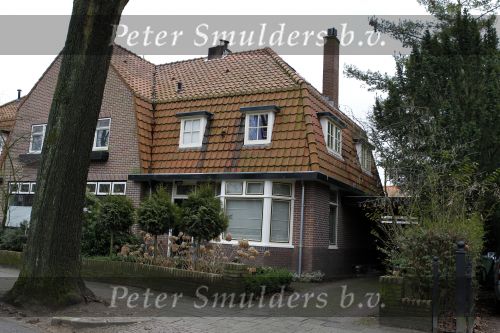Hilversum 25 februari 2010
Huis van Myrna Goosen staat te koop.
Peter Smulders bv