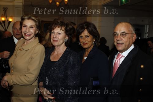 Amsterdam 7 maart 2010
Modeshow Frans Molenaar in het Amstel Hotel. Neelie Kroes met Sylvia Toth en Tonnie Thunissen
Peter Smulders bv