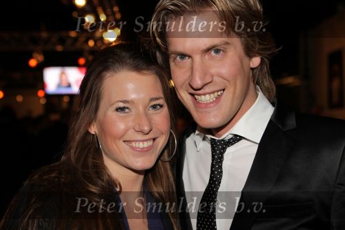 Hilversum, 3 Maart 2010 Uitreiking Gouden Harpen in Studio 22
Nick Nielsen met partner
Foto Peter Smulders BV