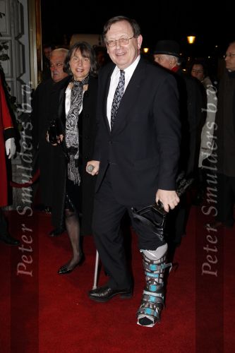 Amsterdam 11 maart 2010
Premiere Carre met daarbij aanwezig Prinses Maxima. Noud Wellink op krukken met zijn vrouw
Peter Smulders bv