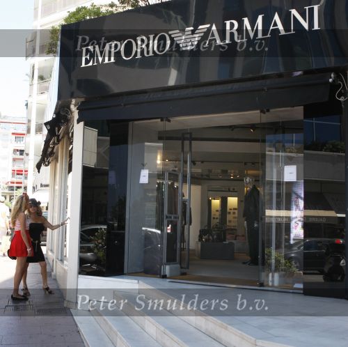 Cannes, 18 Juli 2009
Patricia Paay met haar dochter Christina Curry shoppend, wandelend en tijdens de lunch.
Foto Peter Smulders BV