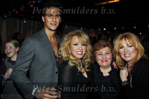 Hilversum 29 januari 2010
Finale Popstars in studio 22. Wesley Klein wordt uiteindelijk de winnaar.
Nance Coolen en Gerard Joling presenteren de show. Henkjan Smits Patricia Paay en Maurice Wijnen zijn de jury.
Peter Smulders bv