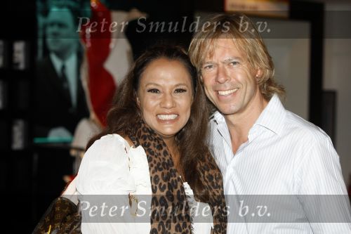 Amsterdam 13 juni 2009
De Toppers in concert in de arena met Rene Froger Gordon en Jeroen v d Boom. Patty Brard met vriend Antoine
Peter Smulders bv