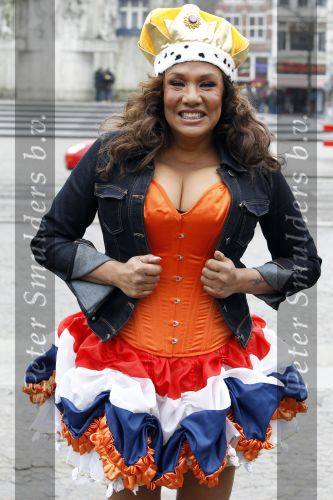 Amsterdam 23 januari 2010
Patty Brard neemt op de dam een videoclip op voor har nieuwste carnavalssingel.
Peter Smulders bv