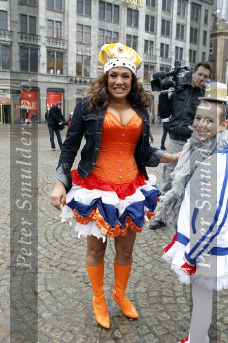 Amsterdam 23 januari 2010
Patty Brard neemt op de dam een videoclip op voor har nieuwste carnavalssingel.
Peter Smulders bv