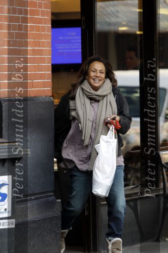 Amsterdam 26 januari 2010
Patty Brard doet boodschappen met haar smart Patmobile.
Peter Smulders bv
