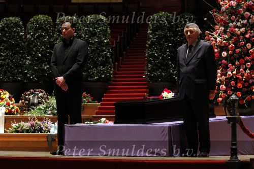 Amsterdam 22 januari 2010
Herdenkingsdienst Edgar Vos in het concertgebouw. Paul Schulten
Peter Smulders bv