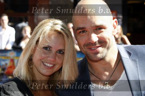 Amsterdam 4 juli 2009
Premiere van Mega Mindy in Tuschinski. peter Post met vriendin en dochter
Peter Smulders bv