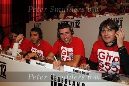 Hilversum 21 januari 2010
Rtl SBS en de NOS hebben samen een tv programma en aktie in elkaar gedraaid om zoveel mogelijk geld op te halen voor giro 55 ten bate van Haiti. Philip Cocu en Roy makaay
Peter Smulders bv