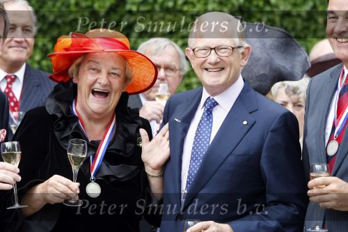 Breukelen 17 juni 2009
Haringparty op Neijenrode. Pieter v Vollenhoven met Erica Terpstra
Peter Smulders bv