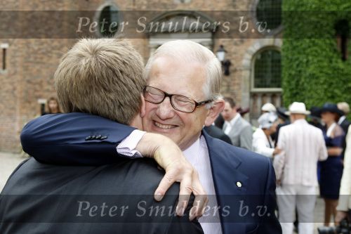 Breukelen 17 juni 2009
Haringparty op Neijenrode. Pieter v Vollenhoven met Prins Pieter Christiaan
Peter Smulders bv