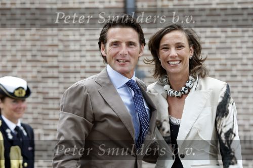 Apeldoorn 6 juni 2009
De koninklijke familie bezoekt paleis het Loo een maand na de aanslag. Prinses Marilene en Prins Maurits
Peter Smulders bv