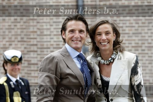 Apeldoorn 6 juni 2009
De koninklijke familie bezoekt paleis het Loo een maand na de aanslag. Prinses Marilene en Prins Maurits
Peter Smulders bv