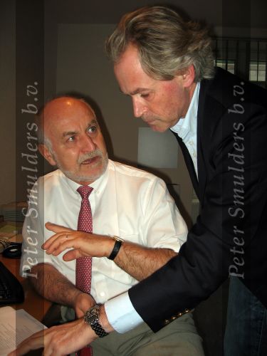 Zurich, 27 November 2006
Prof. Dr. Med Dr. Theo Seiler, wereldberoemd oogspecialist in gesprek met Nederlands oogchirurg Dr. Piet Meurs uit Eindhoven