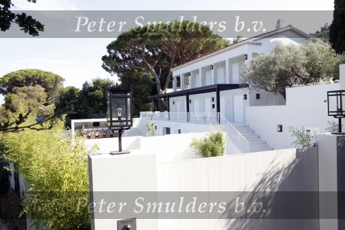 Saint Tropez 31 juli 2009
Huis Danielle Overgaag Oerlemans en Reinout Oerlemans
Peter Smulders bv