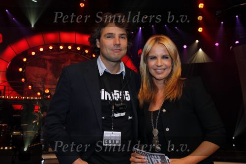 Hilversum 21 januari 2010
Rtl SBS en de NOS hebben samen een tv programma en aktie in elkaar gedraaid om zoveel mogelijk geld op te halen voor giro 55 ten bate van Haiti. Reinout Oerlemans en Linda de Mol
Peter Smulders bv