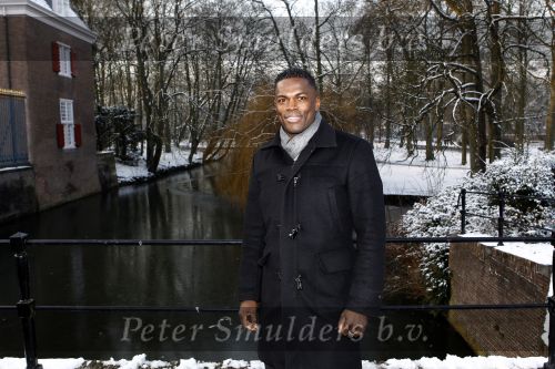 Zeist 26 januari 2010
Hans v Breukelen presenteert nieuw bedrijf in samenwerking met topsporters in slot zeist. Remy Bonjasky met Budha to Buddha armband
Peter Smulders bv