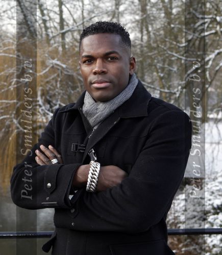 Zeist 26 januari 2010
Hans v Breukelen presenteert nieuw bedrijf in samenwerking met topsporters in slot zeist. Remy Bonjasky met Budha to Buddha armband
Peter Smulders bv