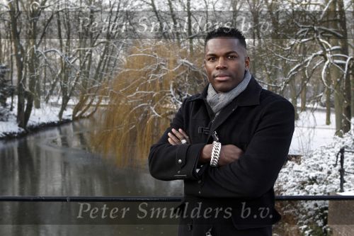 Zeist 26 januari 2010
Hans v Breukelen presenteert nieuw bedrijf in samenwerking met topsporters in slot zeist. Remy Bonjasky met Budha to Buddha armband
Peter Smulders bv