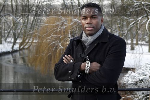 Zeist 26 januari 2010
Hans v Breukelen presenteert nieuw bedrijf in samenwerking met topsporters in slot zeist. Remy Bonjasky met Budha to Buddha armband
Peter Smulders bv