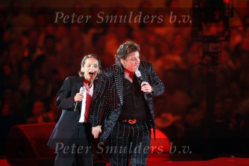 Amsterdam 13 juni 2009
De Toppers in concert in de arena met Rene Froger Gordon en Jeroen v d Boom.
Peter Smulders bv