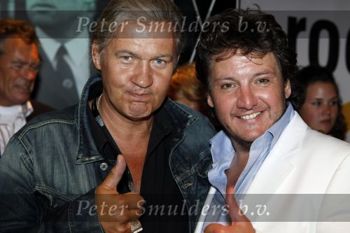 Amsterdam 13 juni 2009
De Toppers in concert in de arena met Rene Froger Gordon en Jeroen v d Boom. Johnny Logan en Rene Froger
Peter Smulders bv