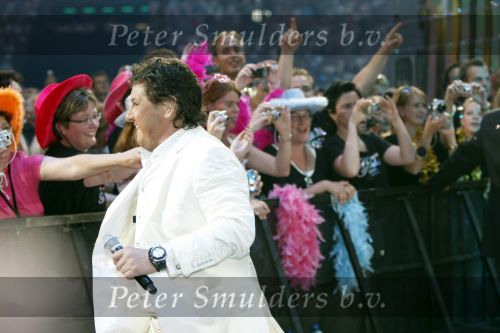 Amsterdam 13 juni 2009
De Toppers in concert in de arena met Rene Froger Gordon en Jeroen v d Boom.
Peter Smulders bv