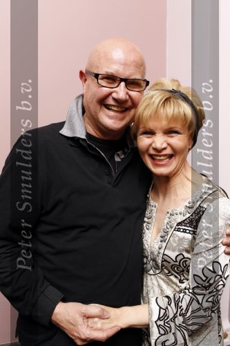 Haarlem 8 maart 2010
Premiere als de dood in de stadsschouwburg van haarlem. Renee Soutendijk met man Ted Lensen
Peter Smulders bv
