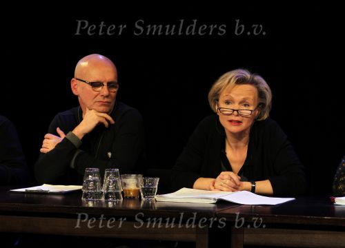 Amsterdam 25 januari 2010
Presentatie als de dood. ..met Renee Soutendijk Sjoerd Pleijsier Diana Dobbelam Samora Bergtop en Titus Boonstra.
Peter Smulders bv