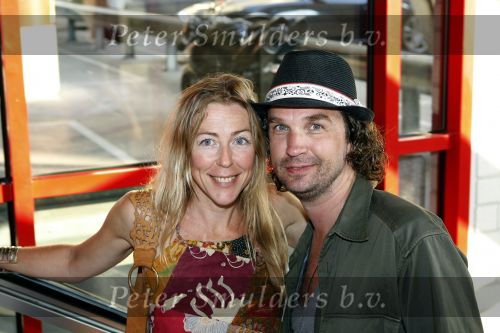 Amsterdam 13 juni 2009
De Toppers in concert in de arena met Rene Froger Gordon en Jeroen v d Boom. Robert Blauboer met zijn vrouw
Peter Smulders bv