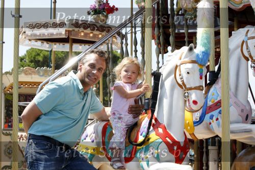Sant Tropez 7 augustus 2009
Robert Claudia en Olivia Schoemacher op vakantie in sant Tropez.
Peter Smulders bv