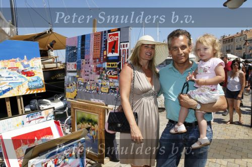 Sant Tropez 7 augustus 2009
Robert Claudia en Olivia Schoemacher op vakantie in sant Tropez.
Peter Smulders bv