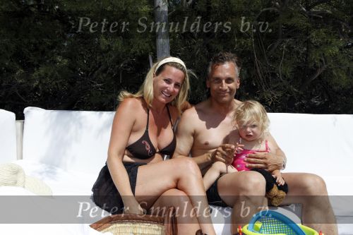 Sant Tropez 7 augustus 2009
Robert Claudia en Olivia Schoemacher op vakantie in sant Tropez.
Peter Smulders bv