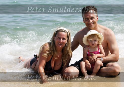 Sant Tropez 7 augustus 2009
Robert Claudia en Olivia Schoemacher op vakantie in sant Tropez.
Peter Smulders bv