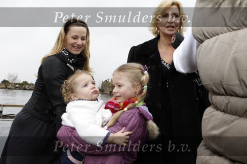 Harderwijk 20 maart 2010
Premiere show in het dolfinarium. Robert Schoemacher met zij vrouw Claudia vriendin Anja en Kinderen Moos Livia en Andjelica
Peter Smulders bv