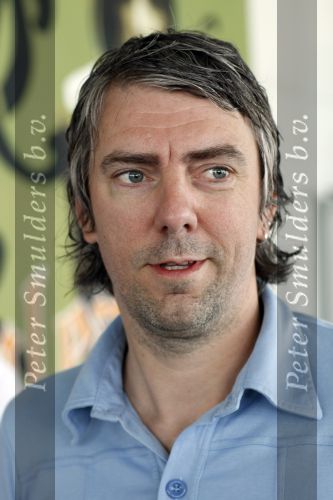 Amsterdam 4 juni 2009
Ruud de Wild heeft een schilderij gemaakt voor aktie die bij het 140 jarig bestaan van Heinz tomaten ketchup hoort.
Peter Smulders bv
