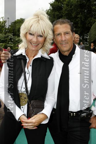 Kaatsheuvel 2 augustus 2009
Premiere show in de efteling. Saskia en Serge
Peter Smulders bv