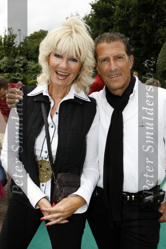 Kaatsheuvel 2 augustus 2009
Premiere show in de efteling. Saskia en Serge
Peter Smulders bv