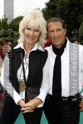 Kaatsheuvel 2 augustus 2009
Premiere show in de efteling. Saskia en Serge
Peter Smulders bv