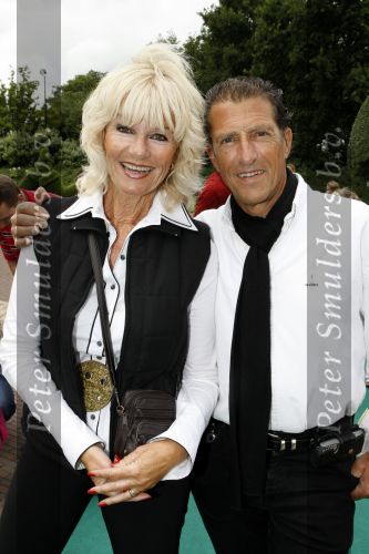 Kaatsheuvel 2 augustus 2009
Premiere show in de efteling. Saskia en Serge
Peter Smulders bv