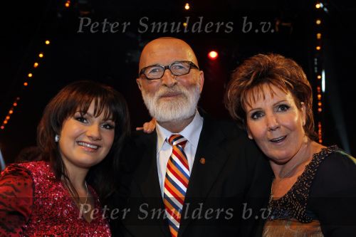 Baarn 7 februari 2010
Finale Nationale songfestival. Sieneke met marianne Weber en Pierre Kartner
Peter Smulders bv