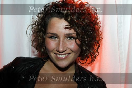 Uitgeest 18 januari 2010
Nieuwjaars feest van Henk Geels in Bobs Party saloon. Danny Bakkum met zijn vriendin Steffie Popsatrs
Peter Smulders bv