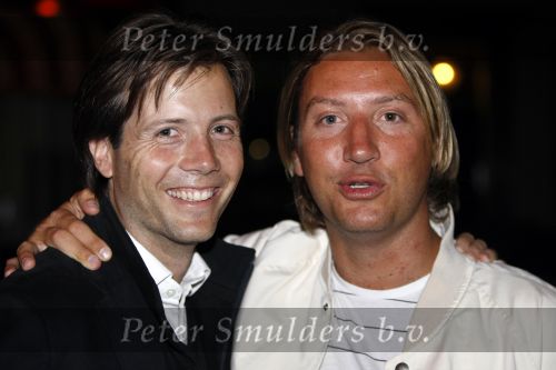 Utrecht 9 juni 2009
Wesley Sneijder viert zijn 25e verjaardag in Filemon. Steinar Dietz met Quinten de Graaf
Peter Smulders bv