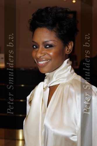 Amsterdam 6 maart 2010
Modeshow Mart Visser in het Hilton. Sylvana Simons met vriend Roland Kahn
Peter Smulders bv